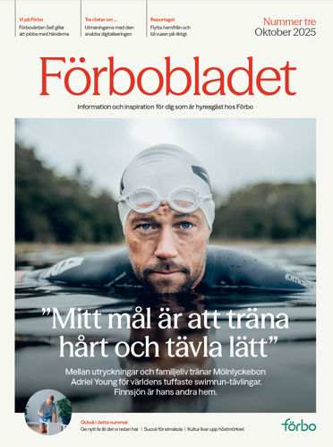 Omslag Förbobladet man som simmar i sjö